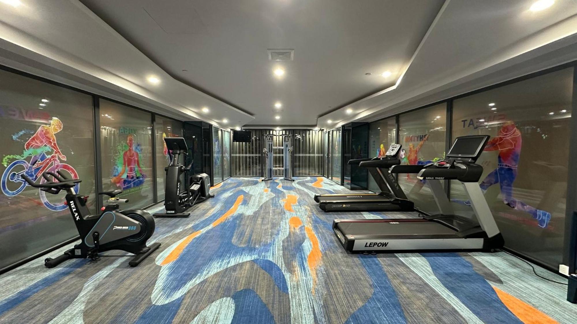 Holiday Inn Express Zhengzhou Zhengdong By Ihg Exteriér fotografie